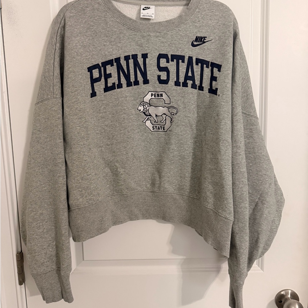 Nike Women's Gray Penn State Crew Neck Sweatshirt.  Cropped.  XL- oversized